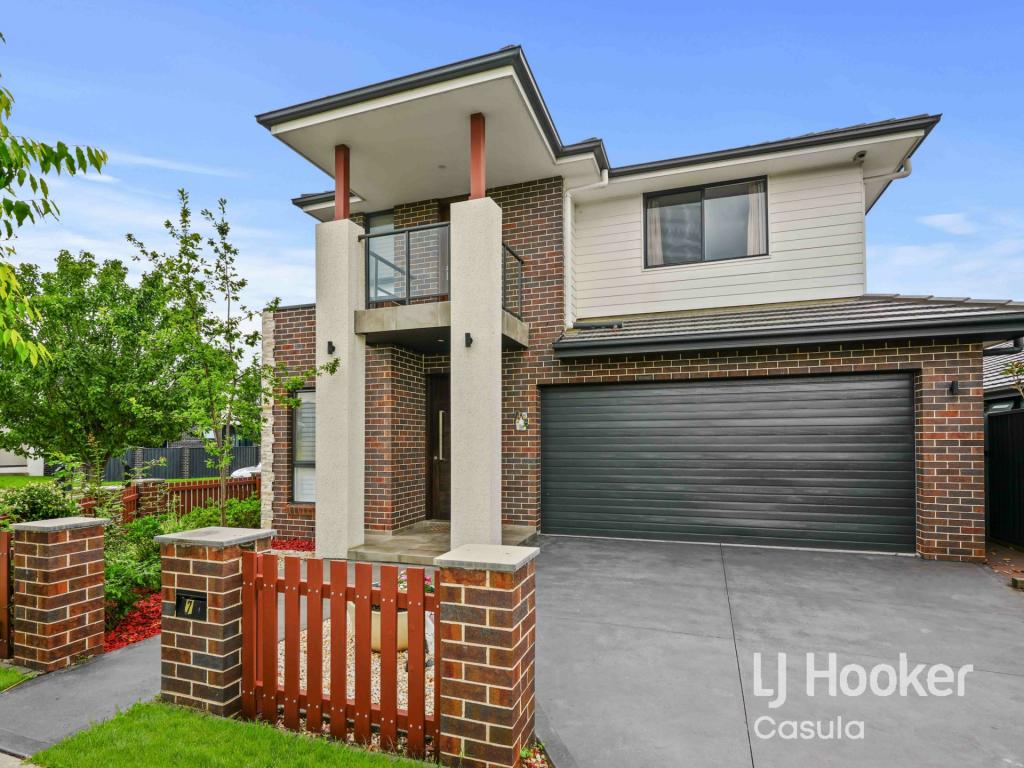 72 Plumegrass Ave, Denham Court, NSW 2565