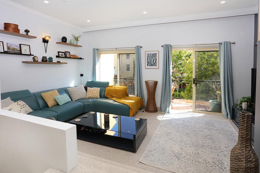 10/14 Pendraat Pde, Hope Island, QLD 4212