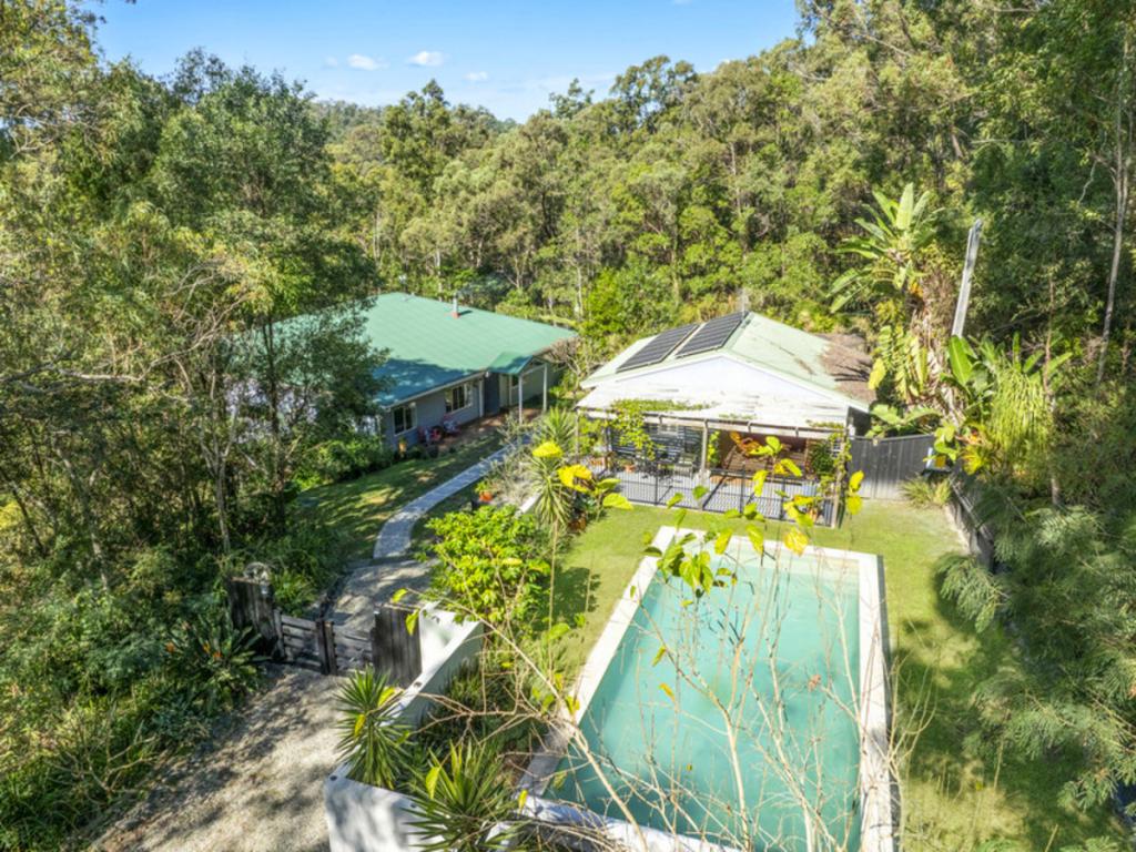 79 Mystery Rd, Guanaba, QLD 4210