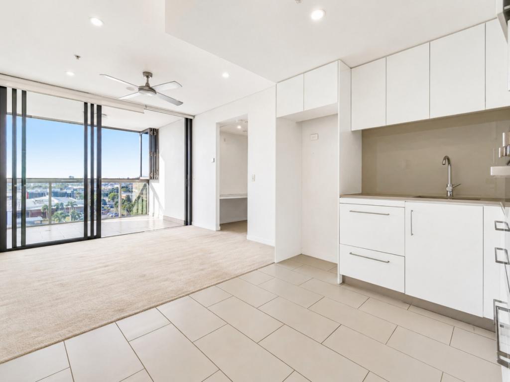 1047/16 HAMILTON PL, BOWEN HILLS, QLD 4006