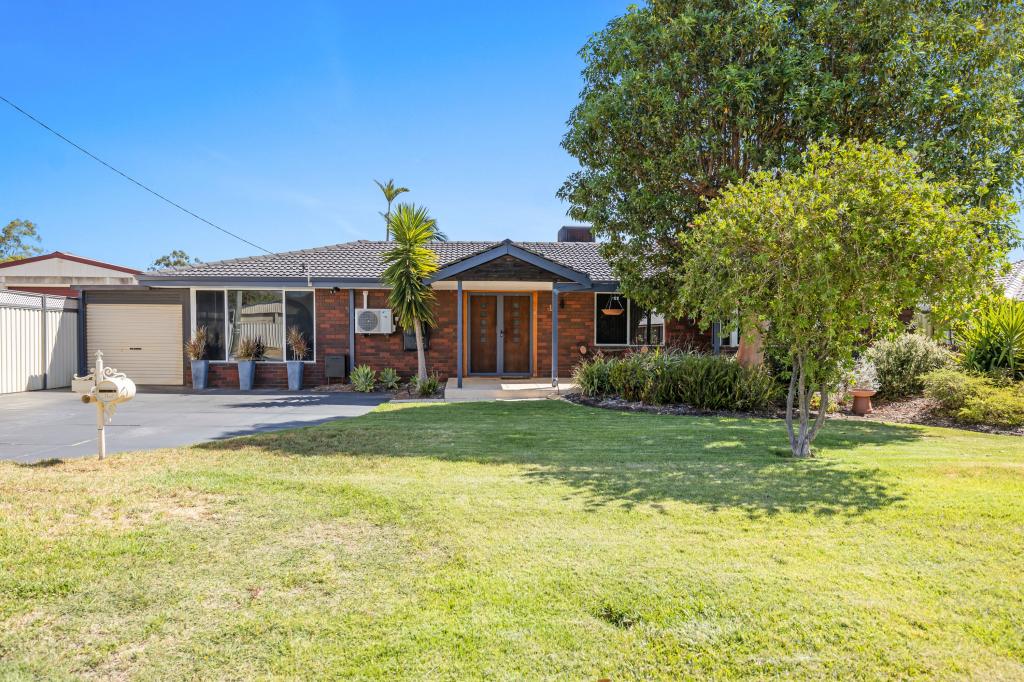 12 Somerset St, Forrestfield, WA 6058