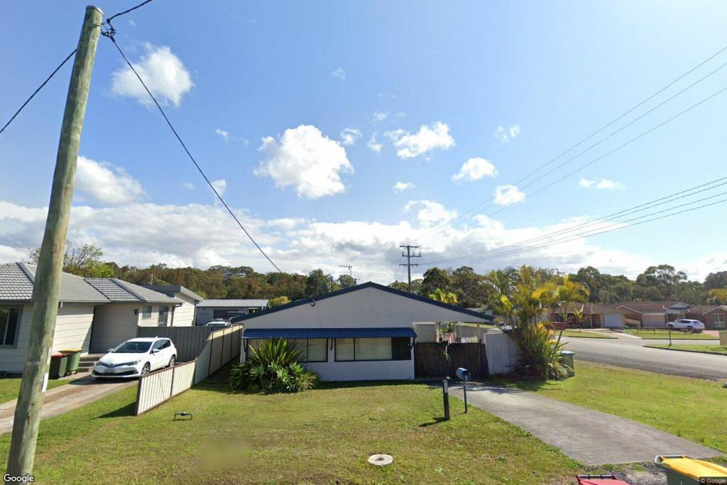 1 Ithaca St, Bateau Bay, NSW 2261