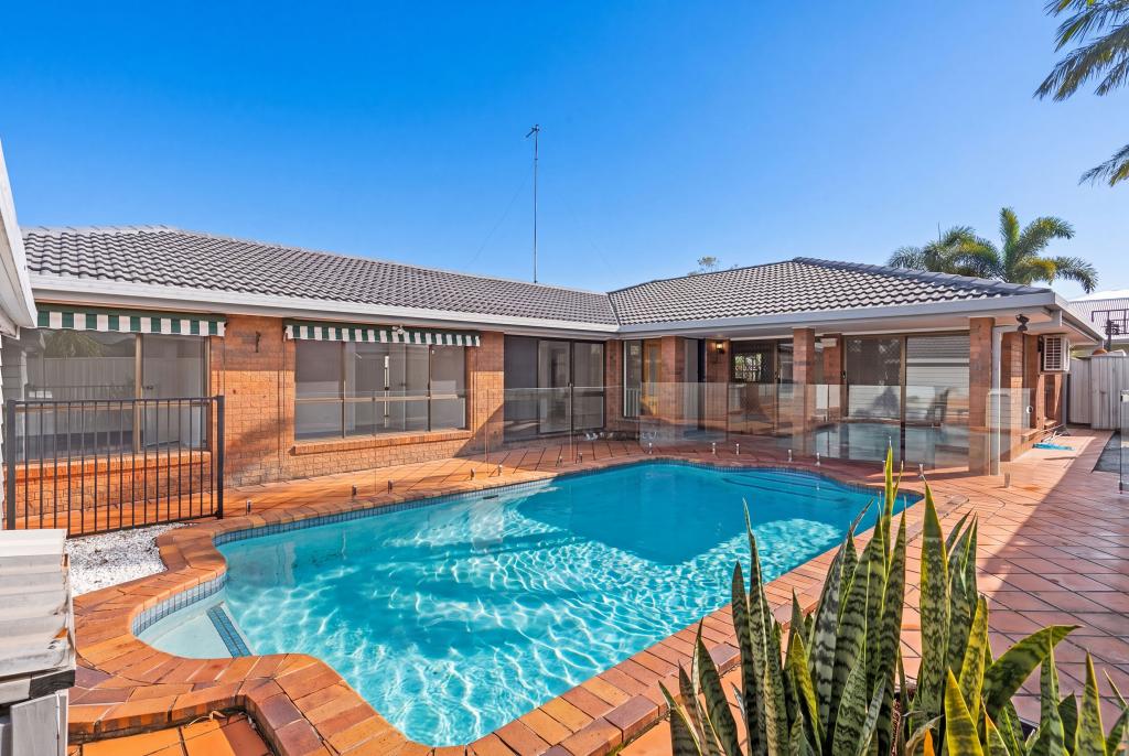 22 Firmin Ct, Mermaid Waters, QLD 4218