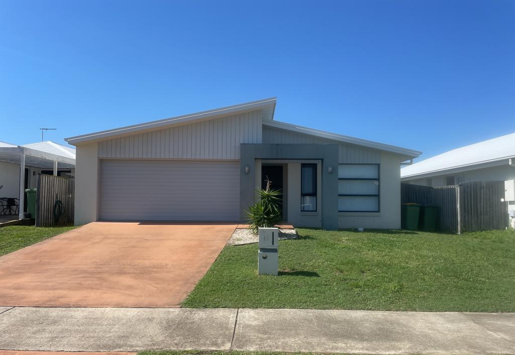 11 Esperance Ave, Blacks Beach, QLD 4740