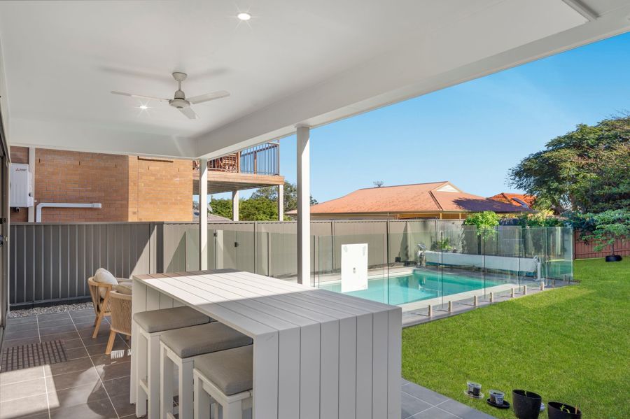 354 Nursery Rd, Holland Park, QLD 4121