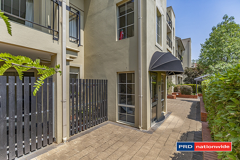 42/7 Empire Cct, Forrest, ACT 2603