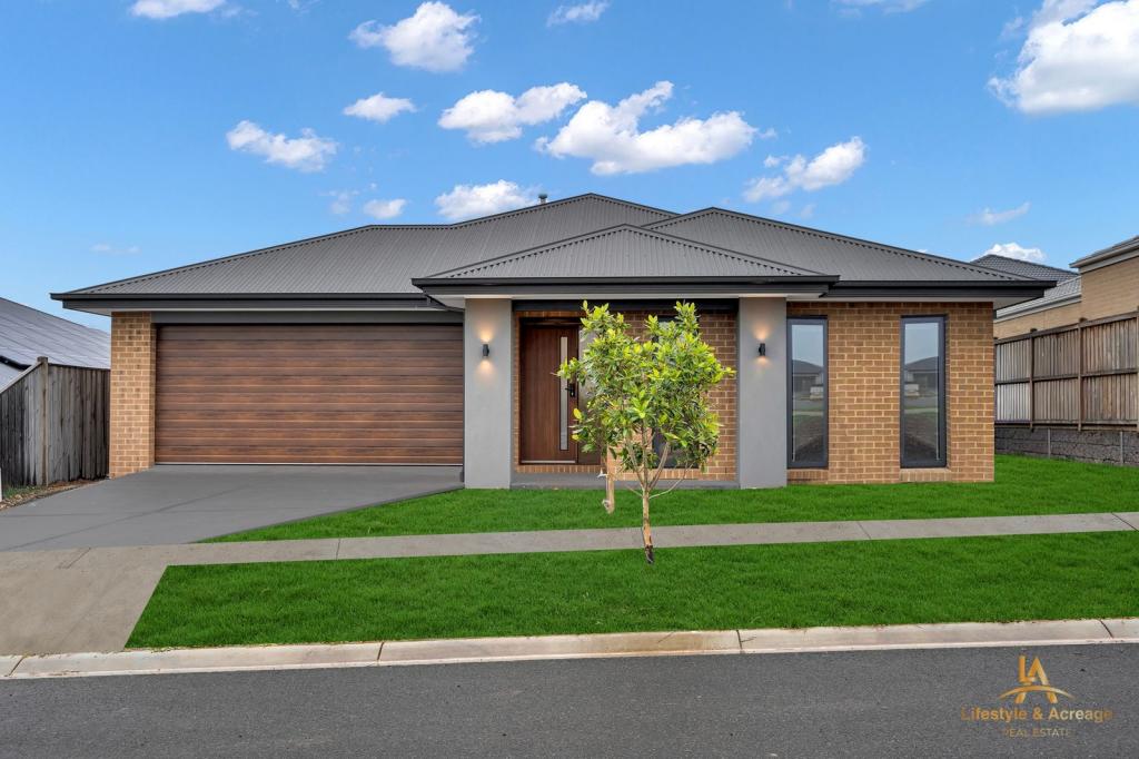 16 Toland Ave, Warragul, VIC 3820