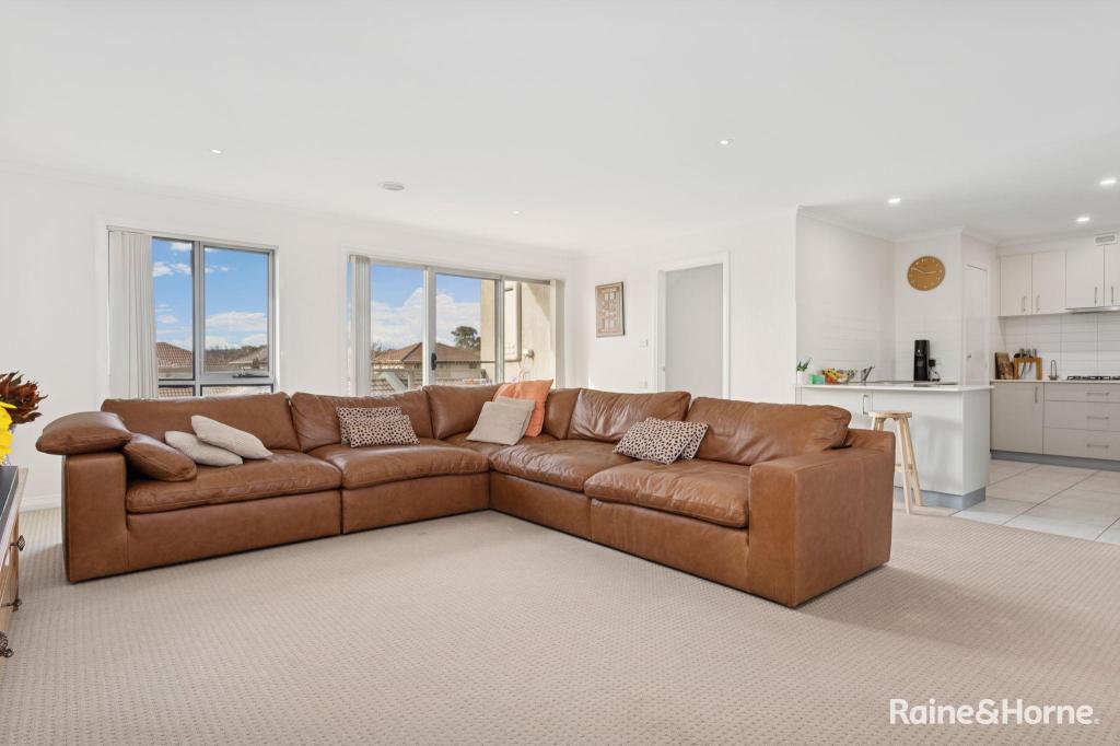 99 Anthony Rolfe Ave, Gungahlin, ACT 2912