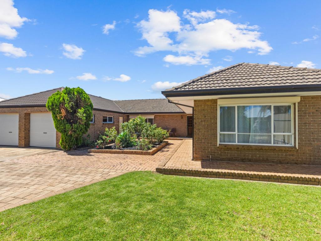 1 Finchley St, Clovelly Park, SA 5042