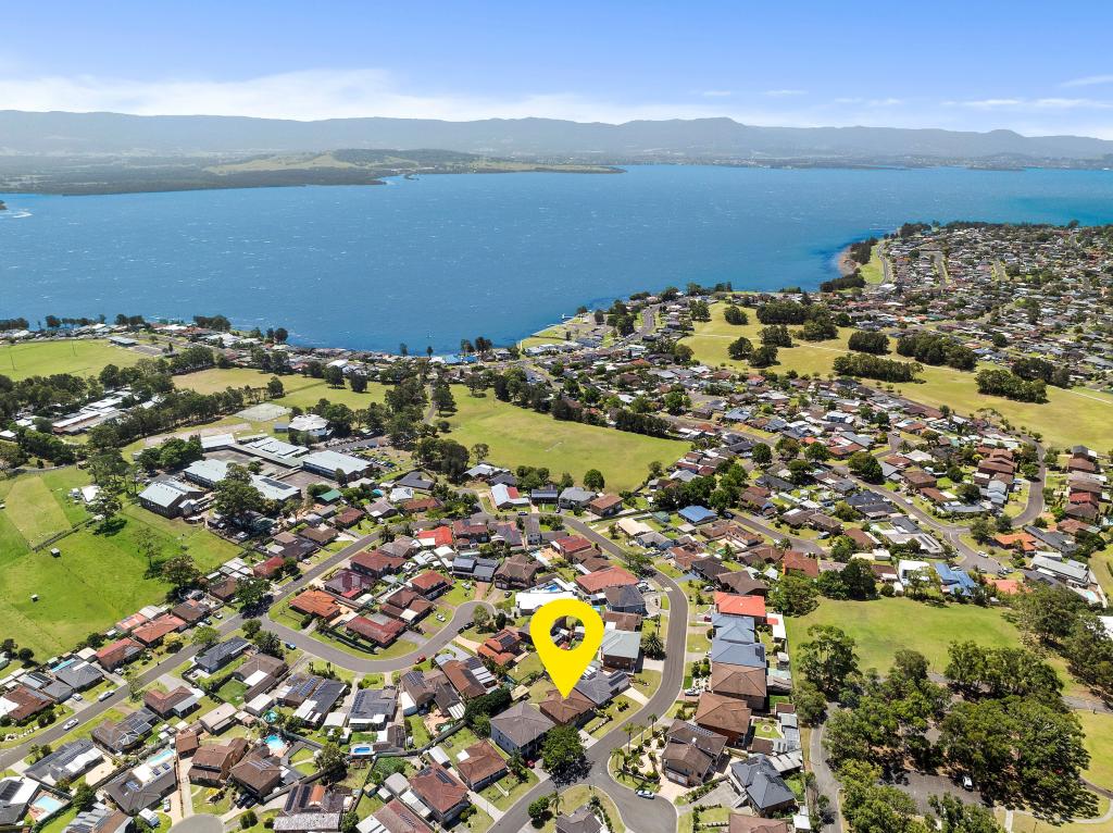 54 Minda Cres, Oak Flats, NSW 2529