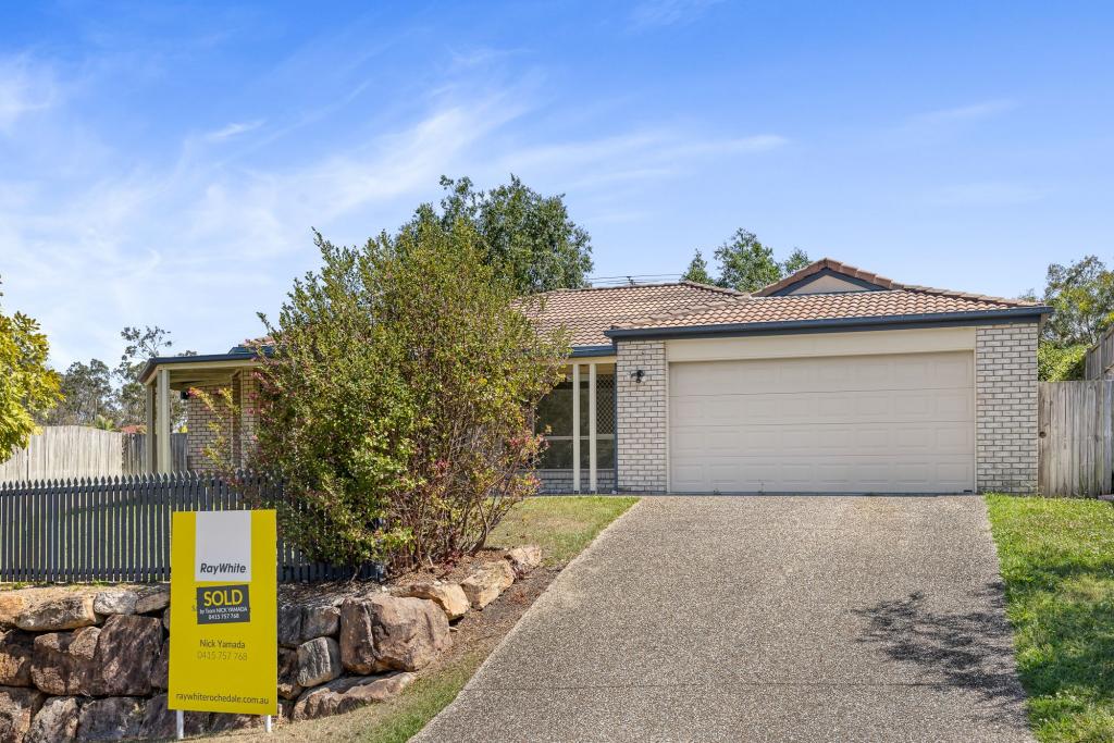 17 Appleton St, Carindale, QLD 4152