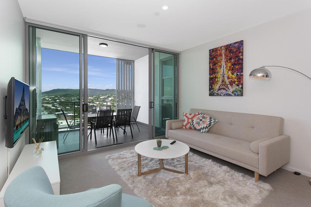 64/21 MANNING ST, MILTON, QLD 4064