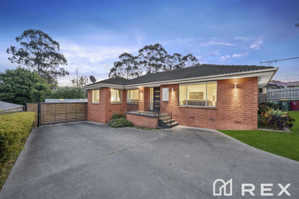 164 JAMES COOK DR, ENDEAVOUR HILLS, VIC 3802