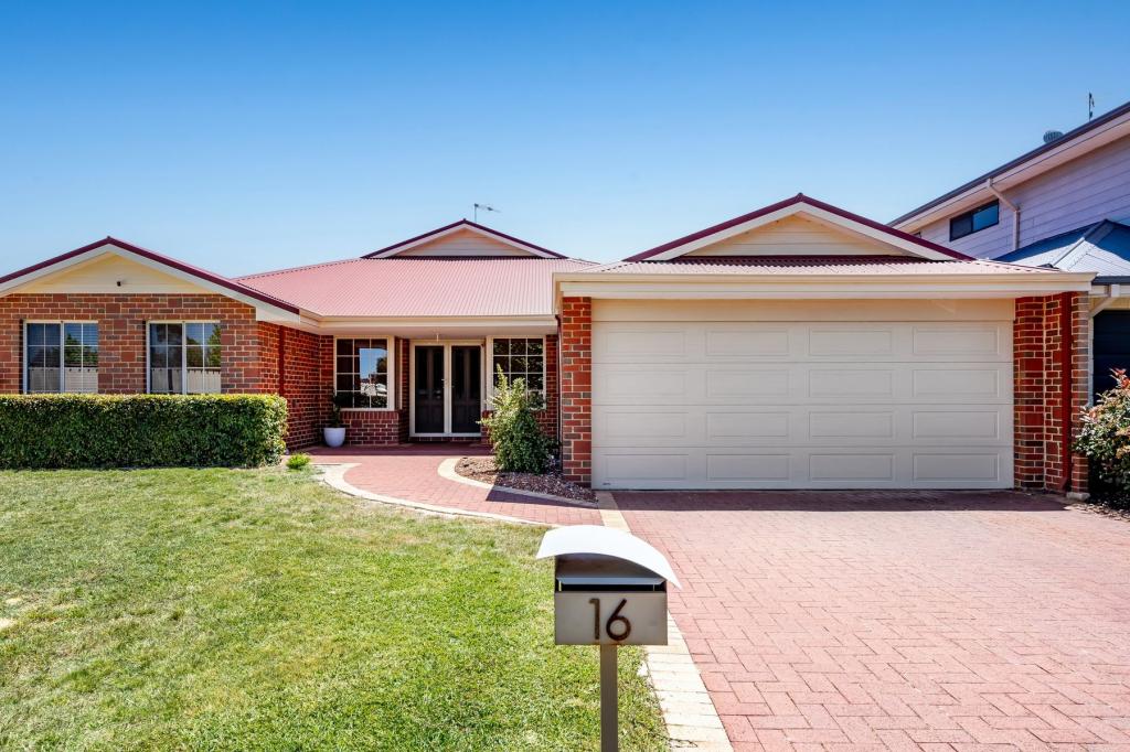 16 Meadow Lane, Pinjarra, WA 6208