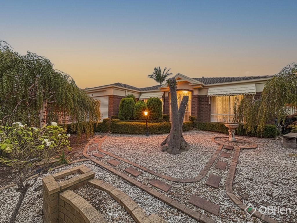 6 CHESHIRE PL, NARRE WARREN SOUTH, VIC 3805