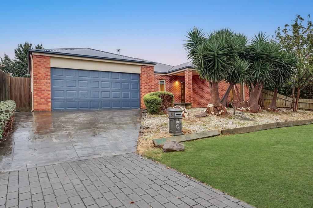6 Redmore Ct, Berwick, VIC 3806