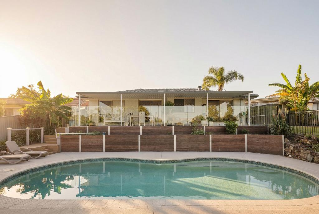 13 Muston Ct, Carrara, QLD 4211