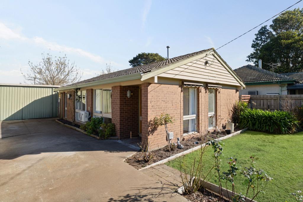 6 MARKLIN ST, CRANBOURNE, VIC 3977