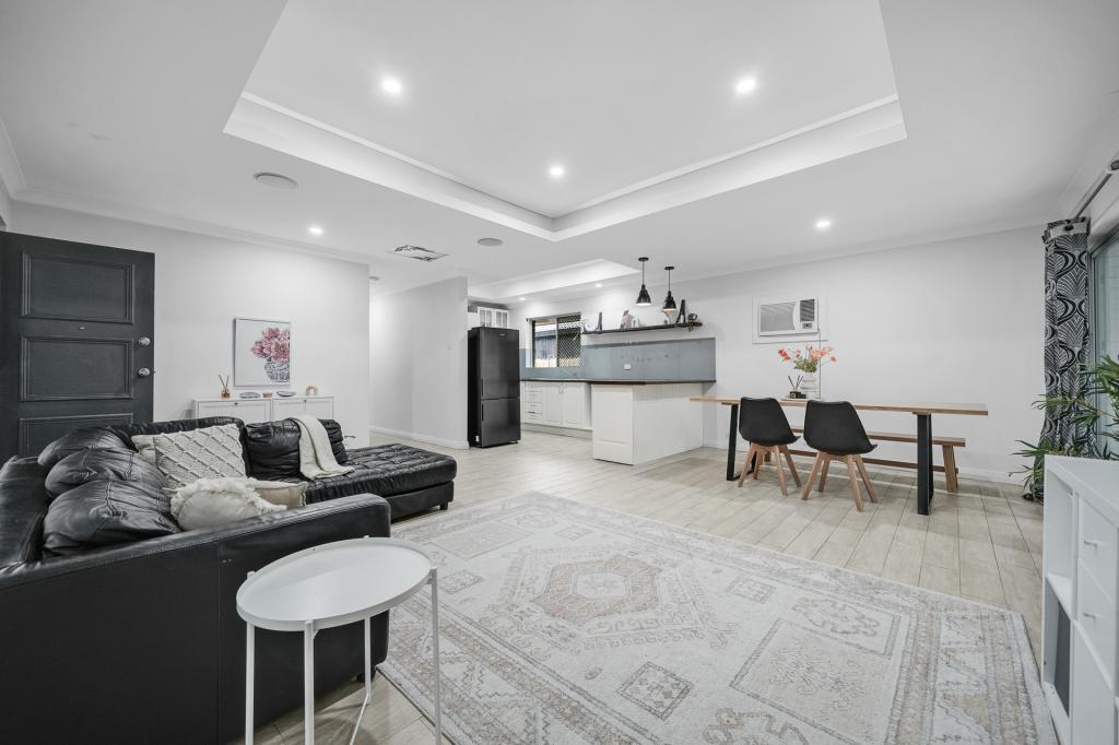 29 Woburn Way, Kelmscott, WA 6111
