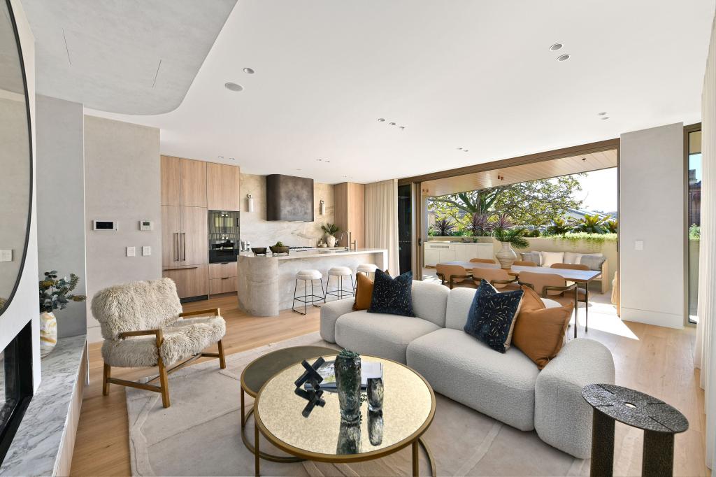 Residence 1/163 Coogee Bay Rd, Coogee, NSW 2034