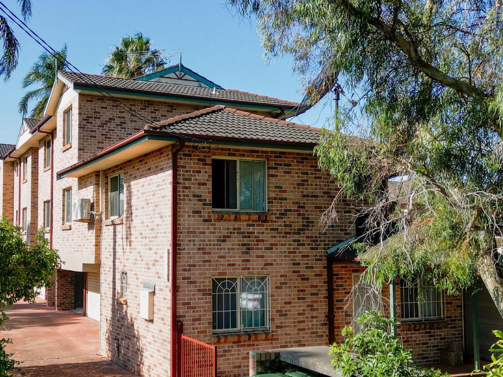 1/1 Graham Rd, Narwee, NSW 2209