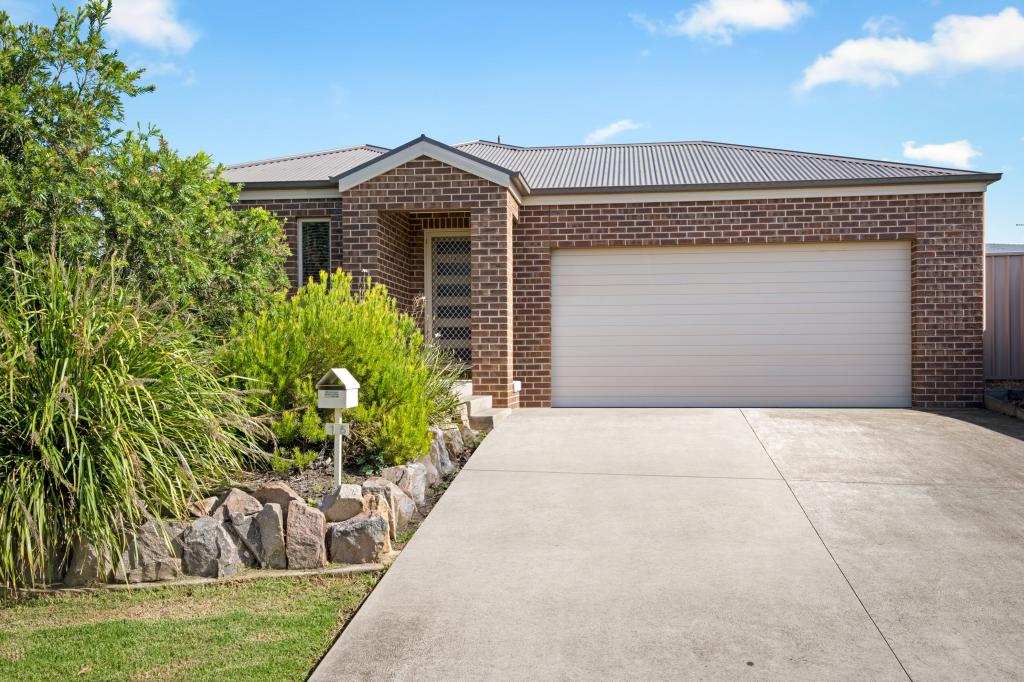 15 Chafia Pl, Springdale Heights, NSW 2641