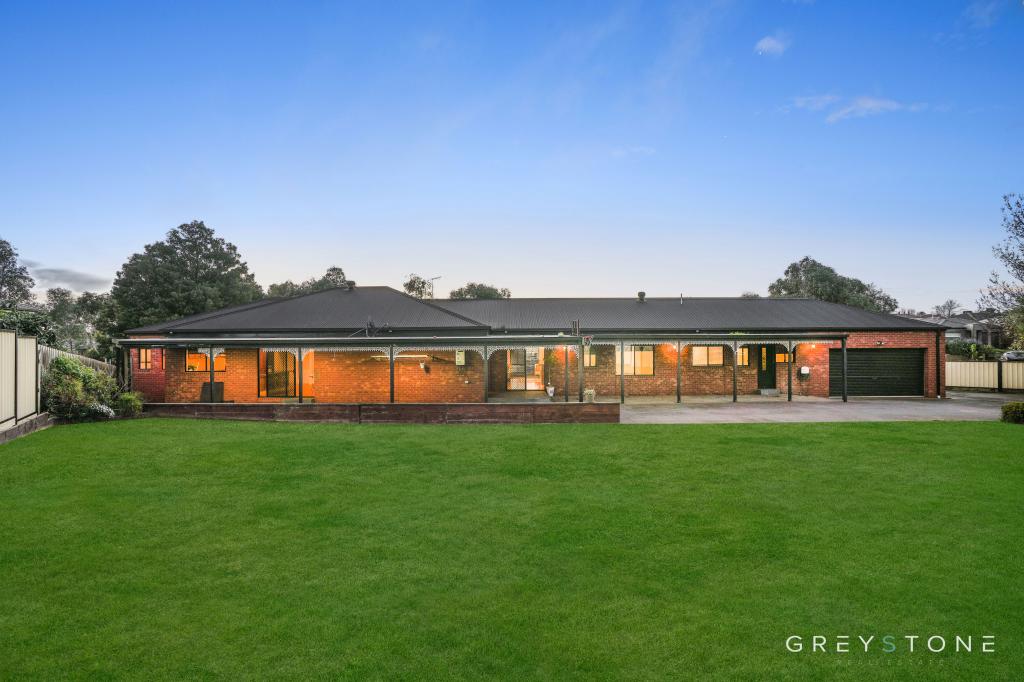 6 She Oak Ct, Harkness, VIC 3337