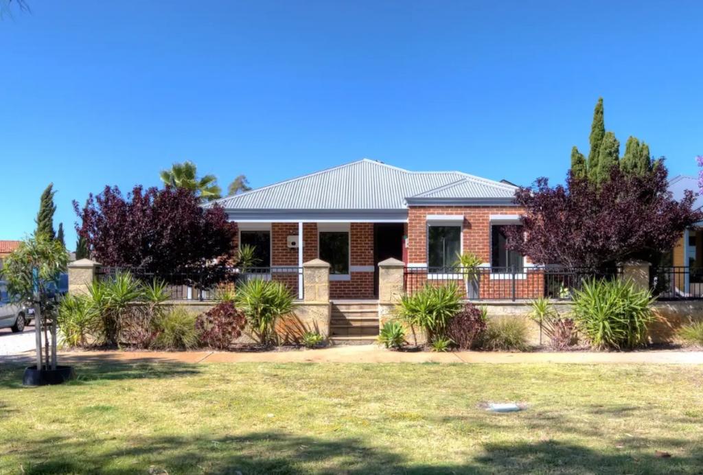 2 Carlo Pass, Ellenbrook, WA 6069
