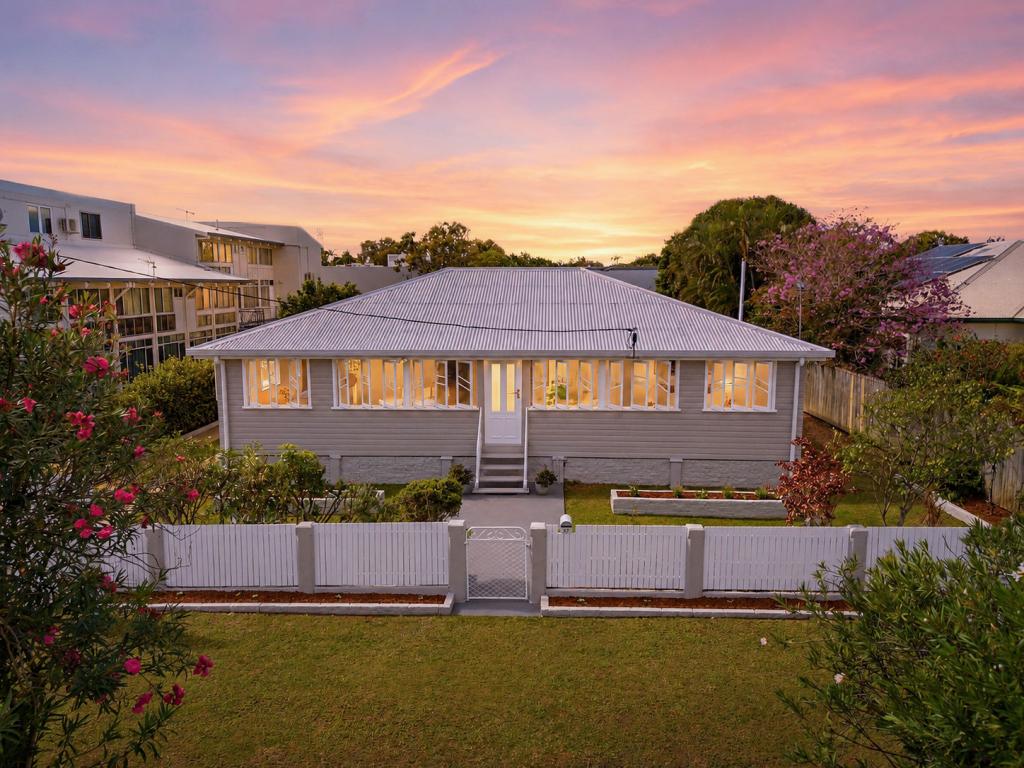 37 Cook St, North Ward, QLD 4810
