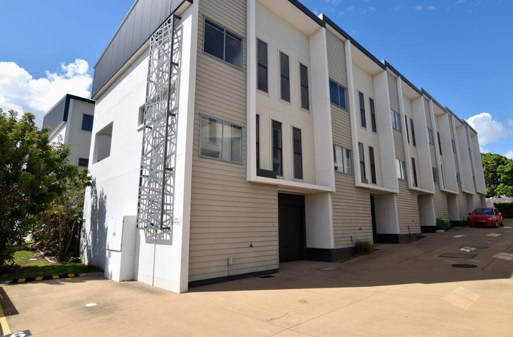 13/7 View St, West Gladstone, QLD 4680