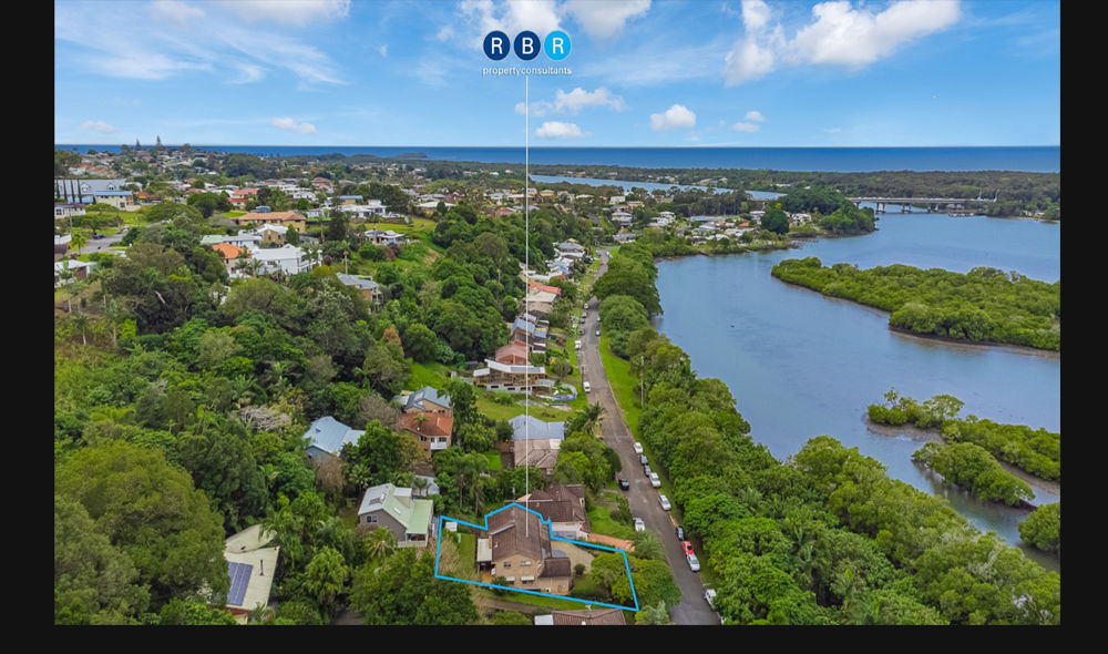 75 Bimbadeen Ave, Banora Point, NSW 2486