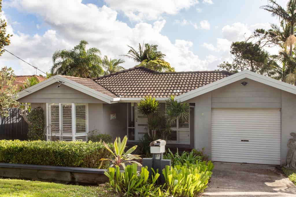 8 Lewis Cres, Forresters Beach, NSW 2260