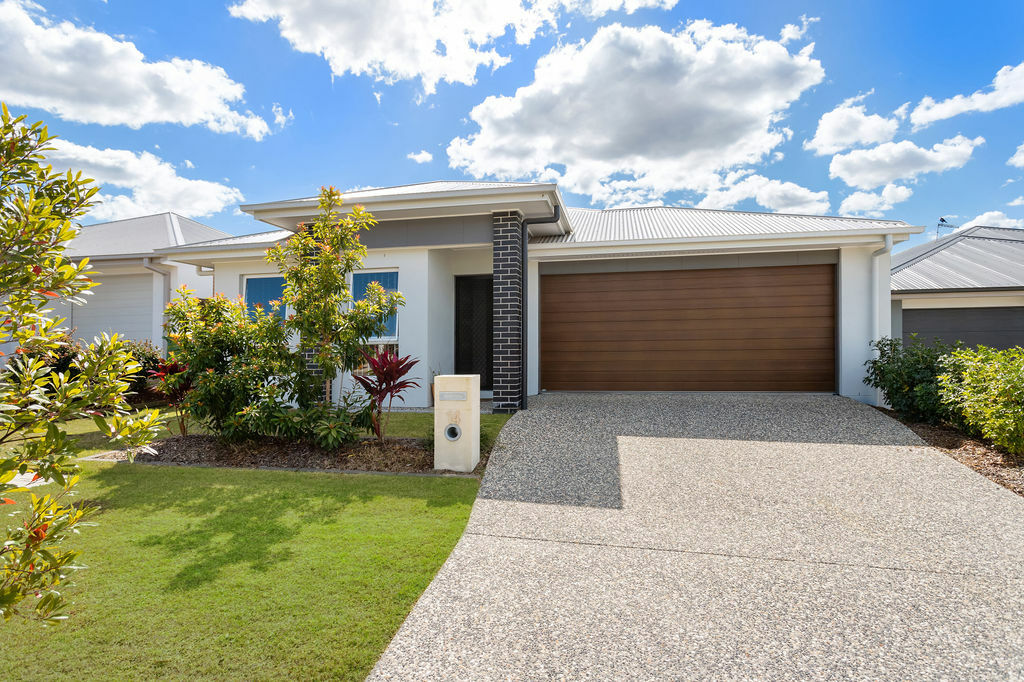 14 Bradleys St, Ripley, QLD 4306