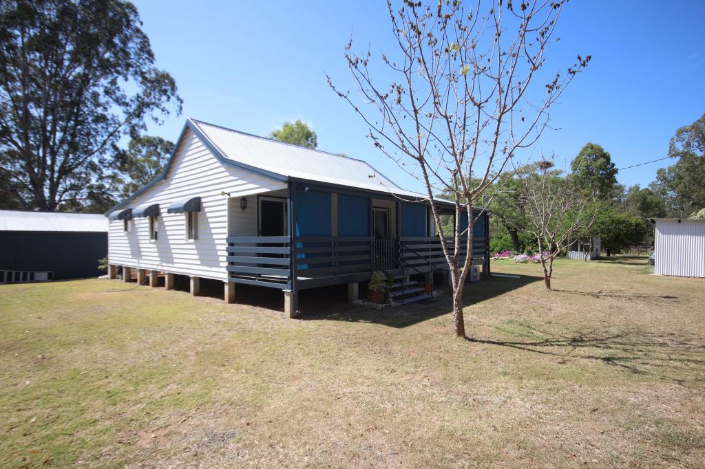 21 Maslen Rd, Eidsvold, QLD 4627