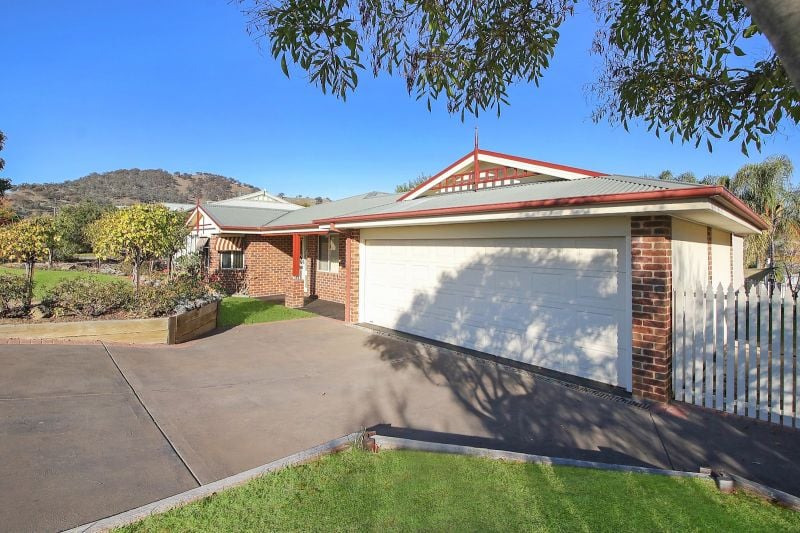 13 Riverview Tce, Wodonga, VIC 3690