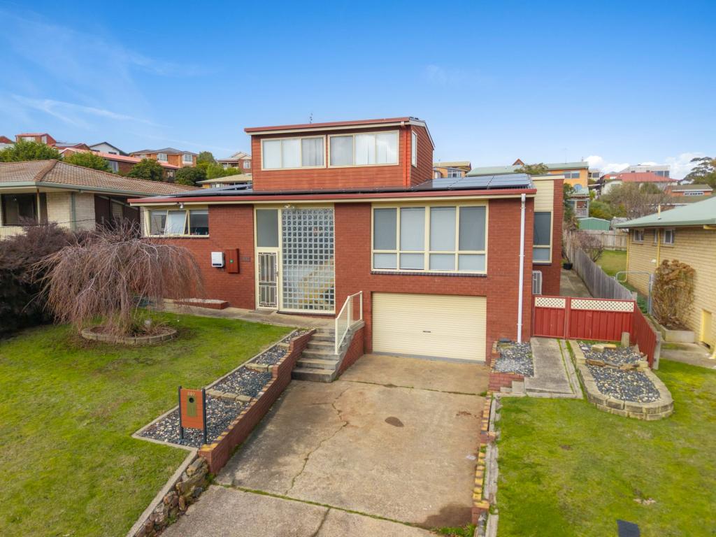 207 Madden St, Devonport, TAS 7310