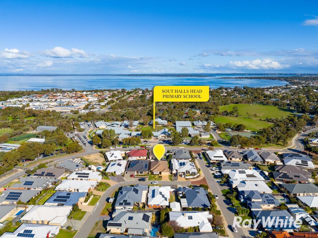 4 Senecio Way, Halls Head, WA 6210