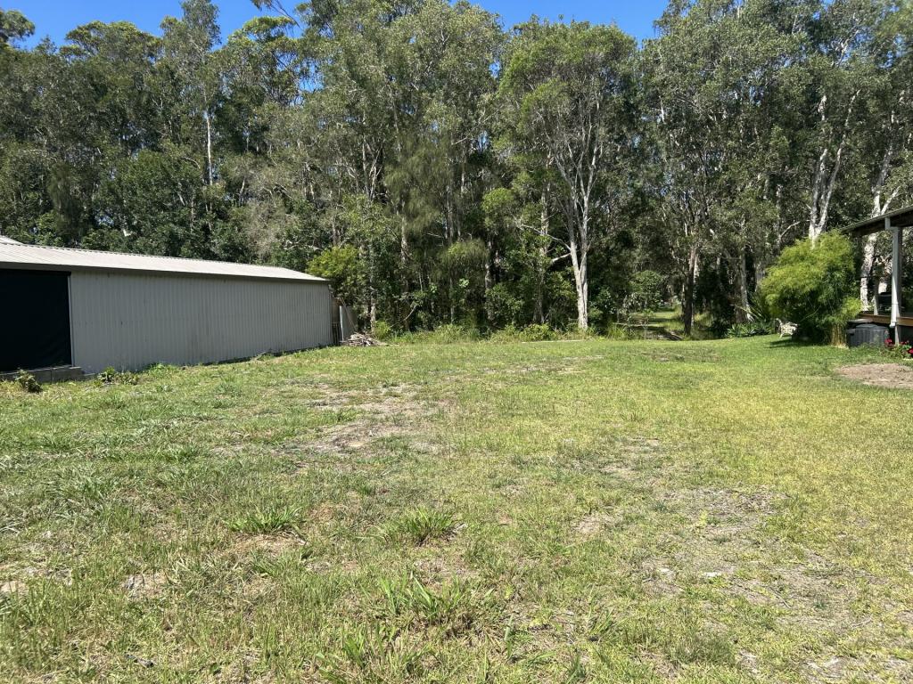 7 GARY RD, DIAMOND BEACH, NSW 2430