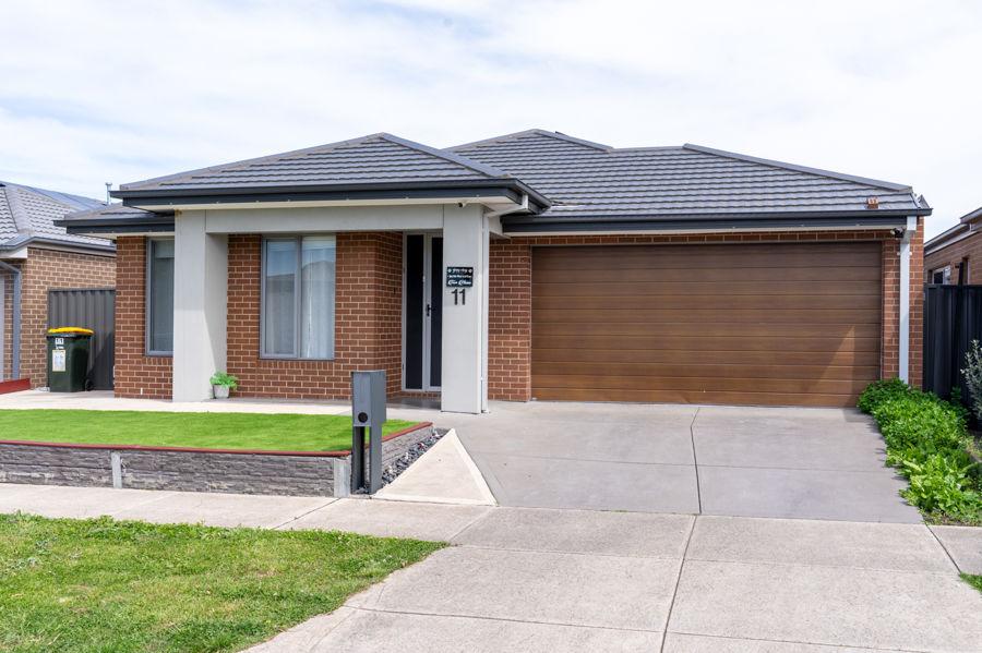 11 Flame Rd, Kalkallo, VIC 3064