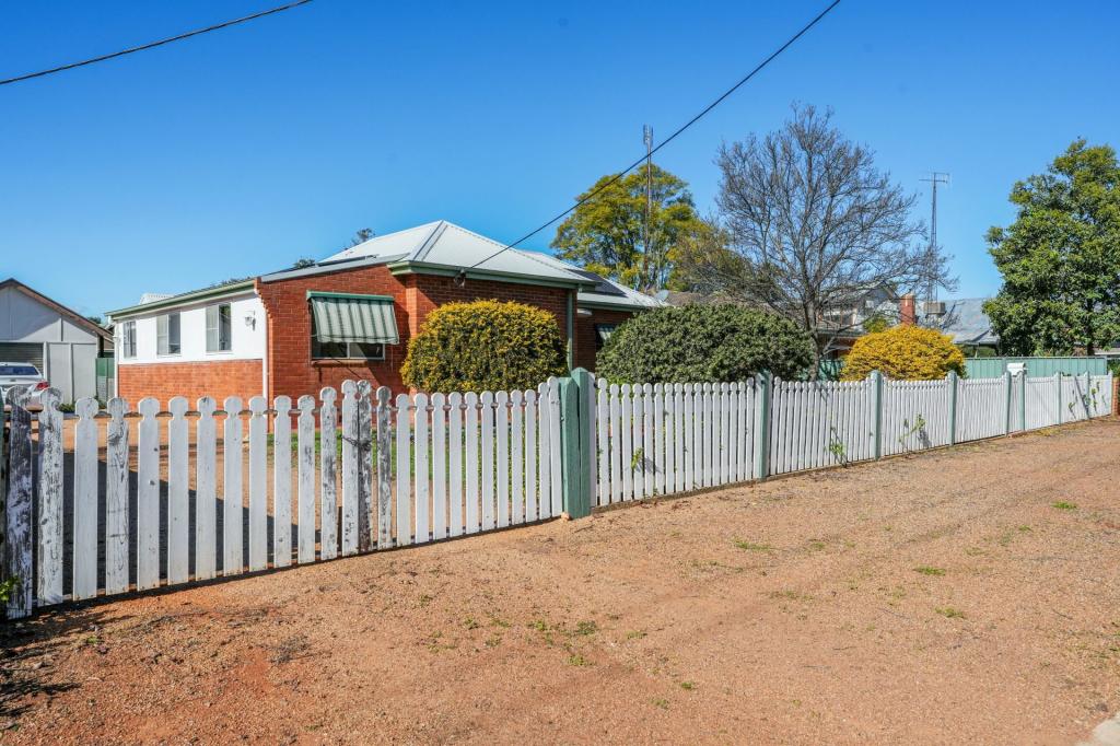 125 Third Ave S, Narromine, NSW 2821