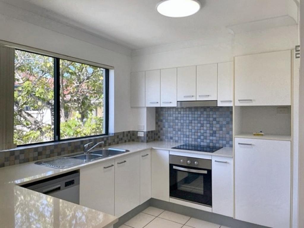 11/15-17 Lloyd St, Southport, QLD 4215