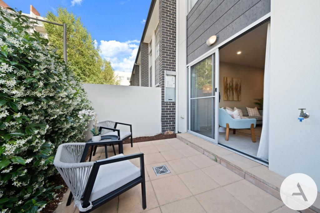 17/233 FLEMINGTON RD, FRANKLIN, ACT 2913