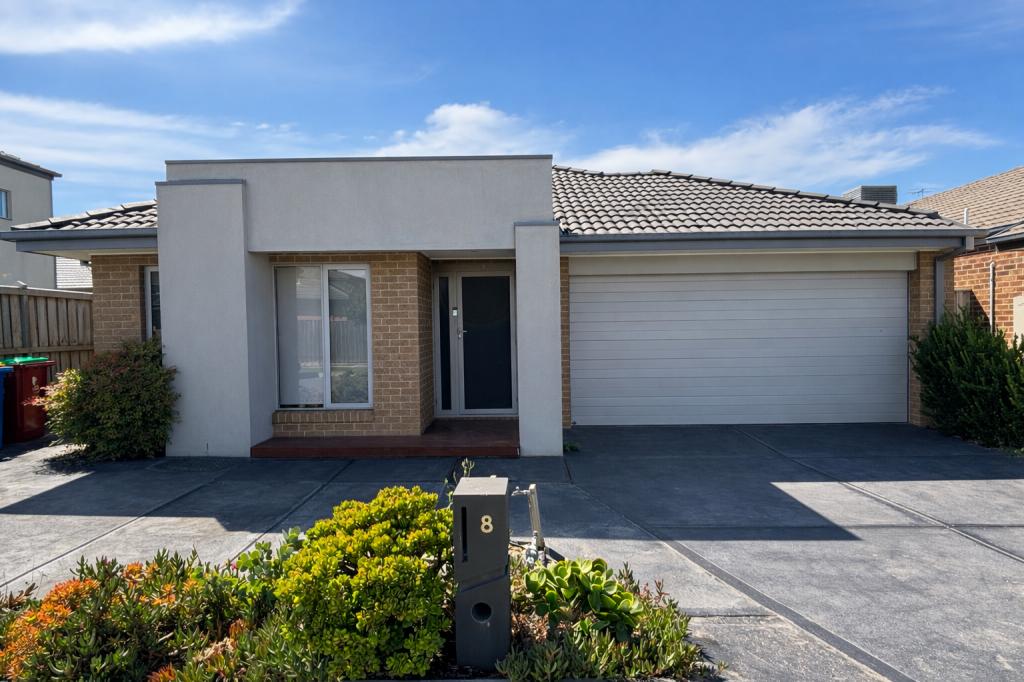 8 Matisse St, Cranbourne West, VIC 3977