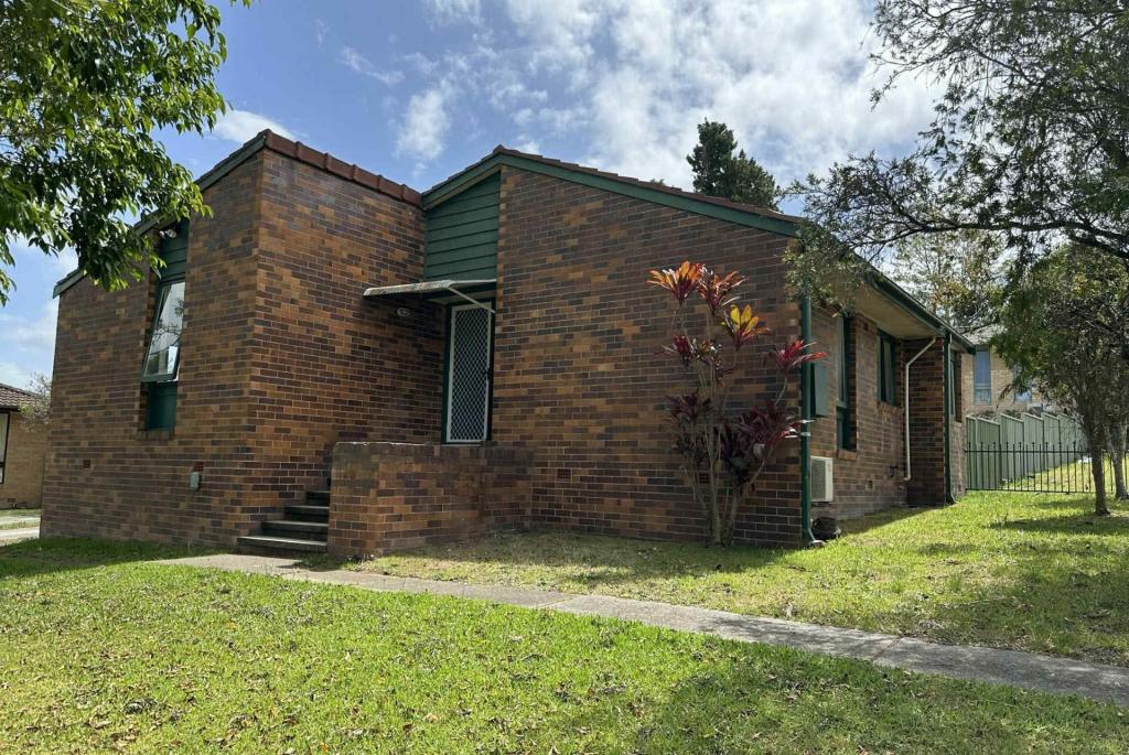 16 Valerie St, Taree, NSW 2430