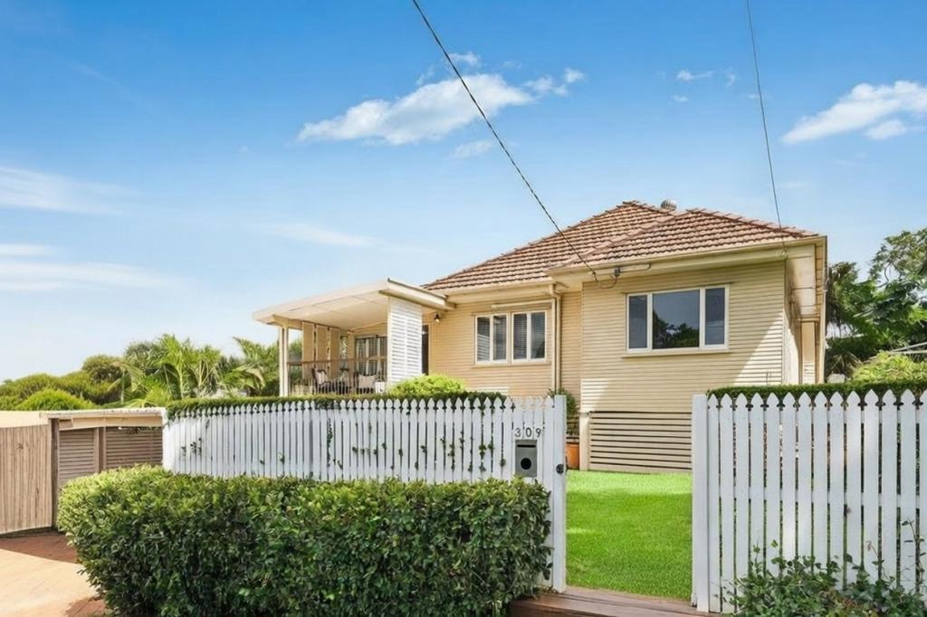 309 Long St E, Graceville, QLD 4075