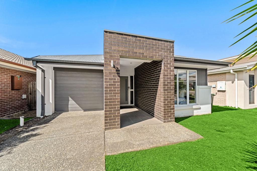 40 Maudsley Cres, Collingwood Park, QLD 4301