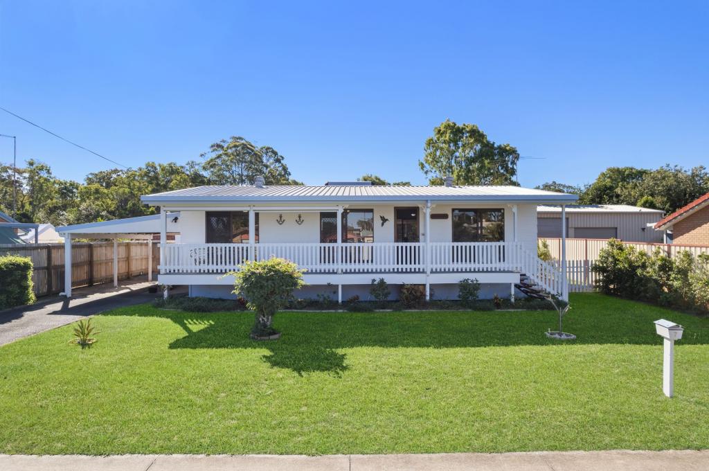 7 Patrick St, Beachmere, QLD 4510