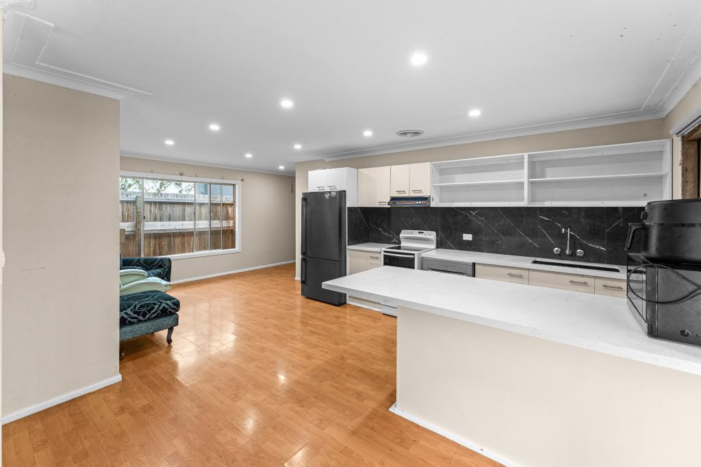 7 Parnoo St, Surfers Paradise, QLD 4217