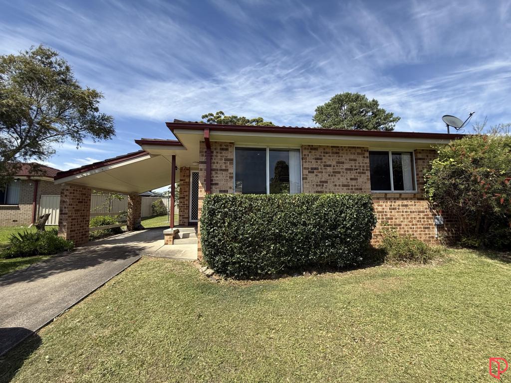 2/10 Lynmouth Gr, Bomaderry, NSW 2541