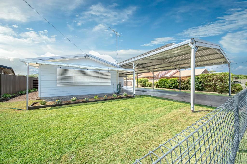 1B BATTS PL, EMERALD, QLD 4720